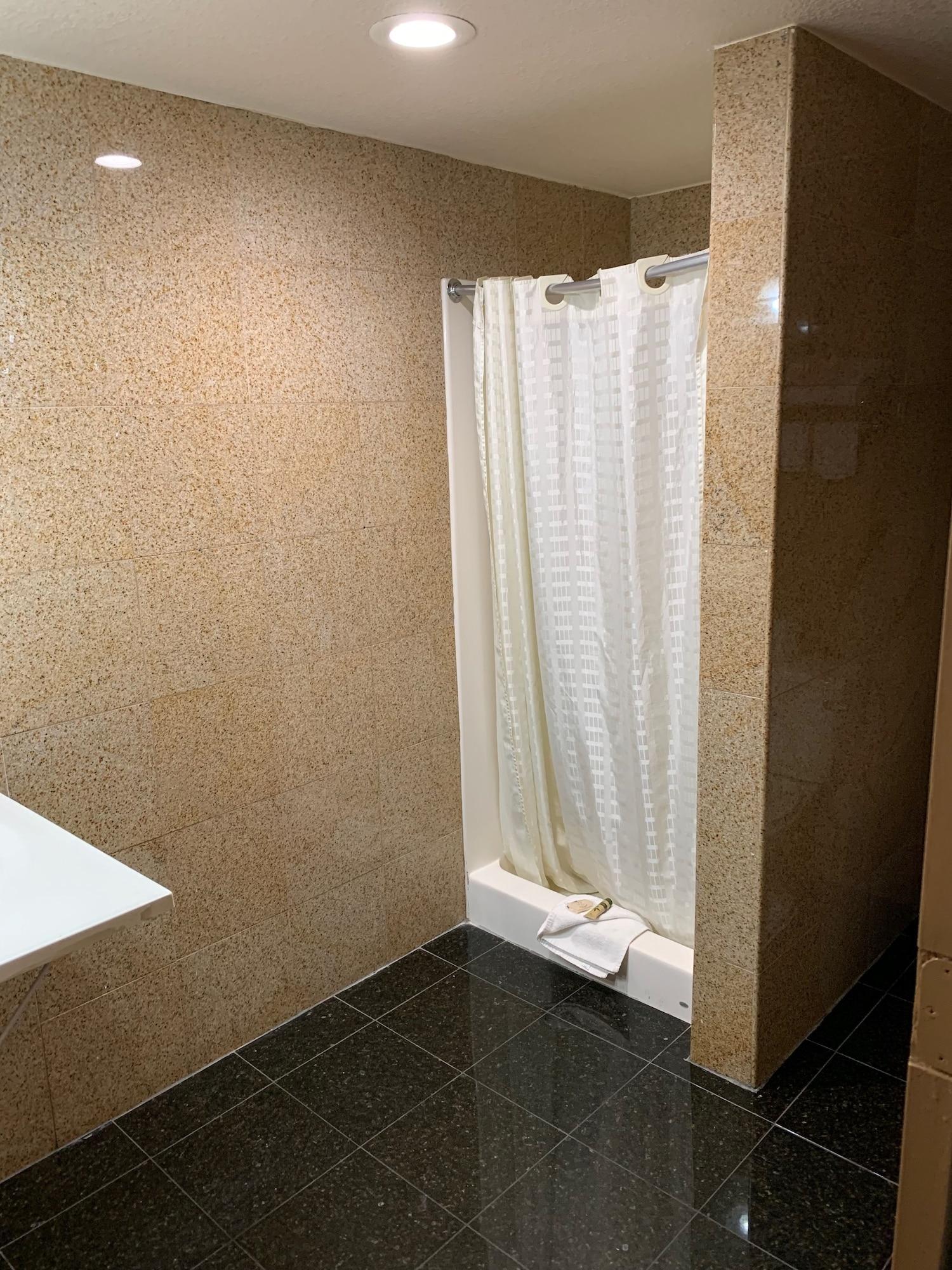 Express Inn & Suites Ontario Airport Eksteriør billede
