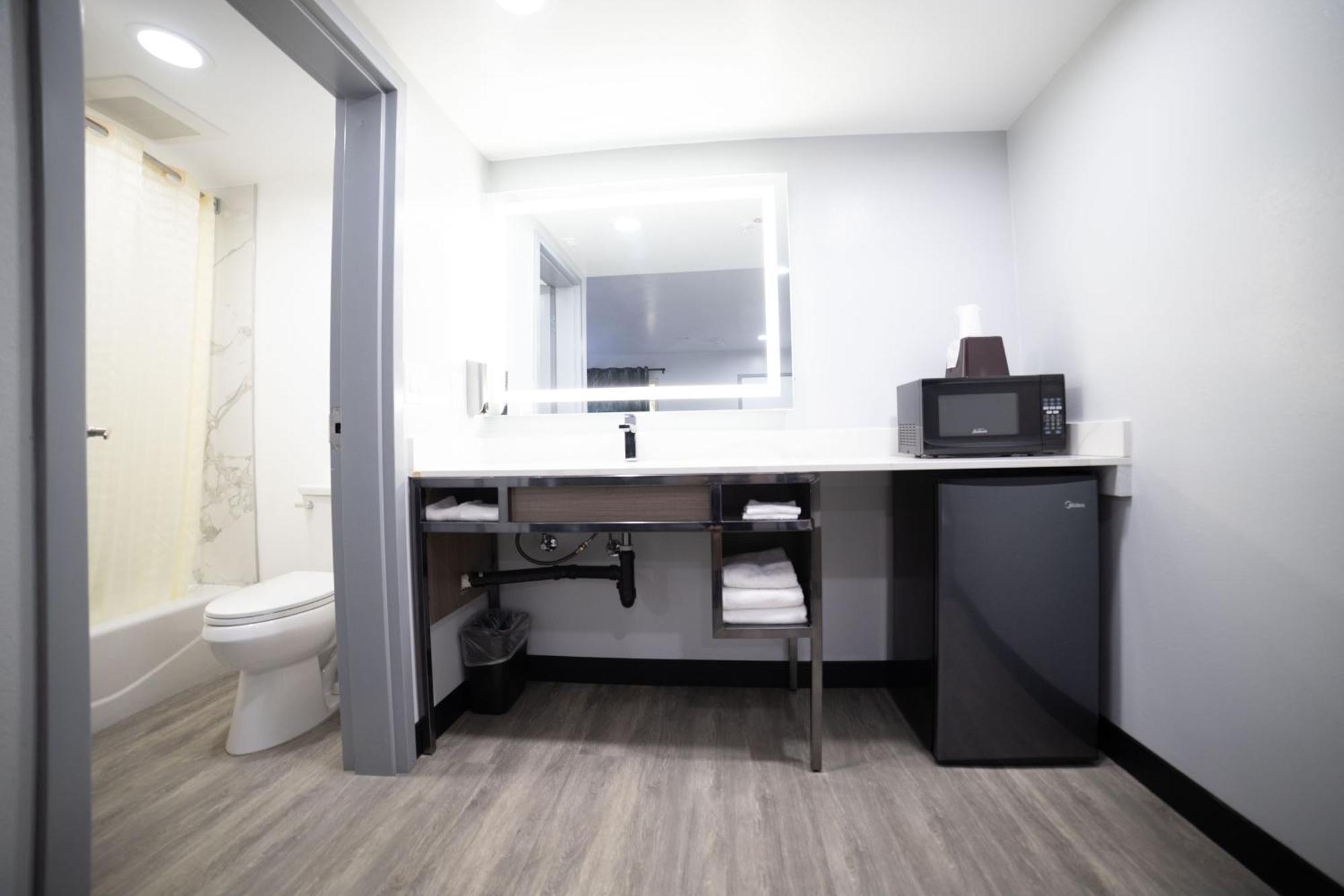 Express Inn & Suites Ontario Airport Eksteriør billede