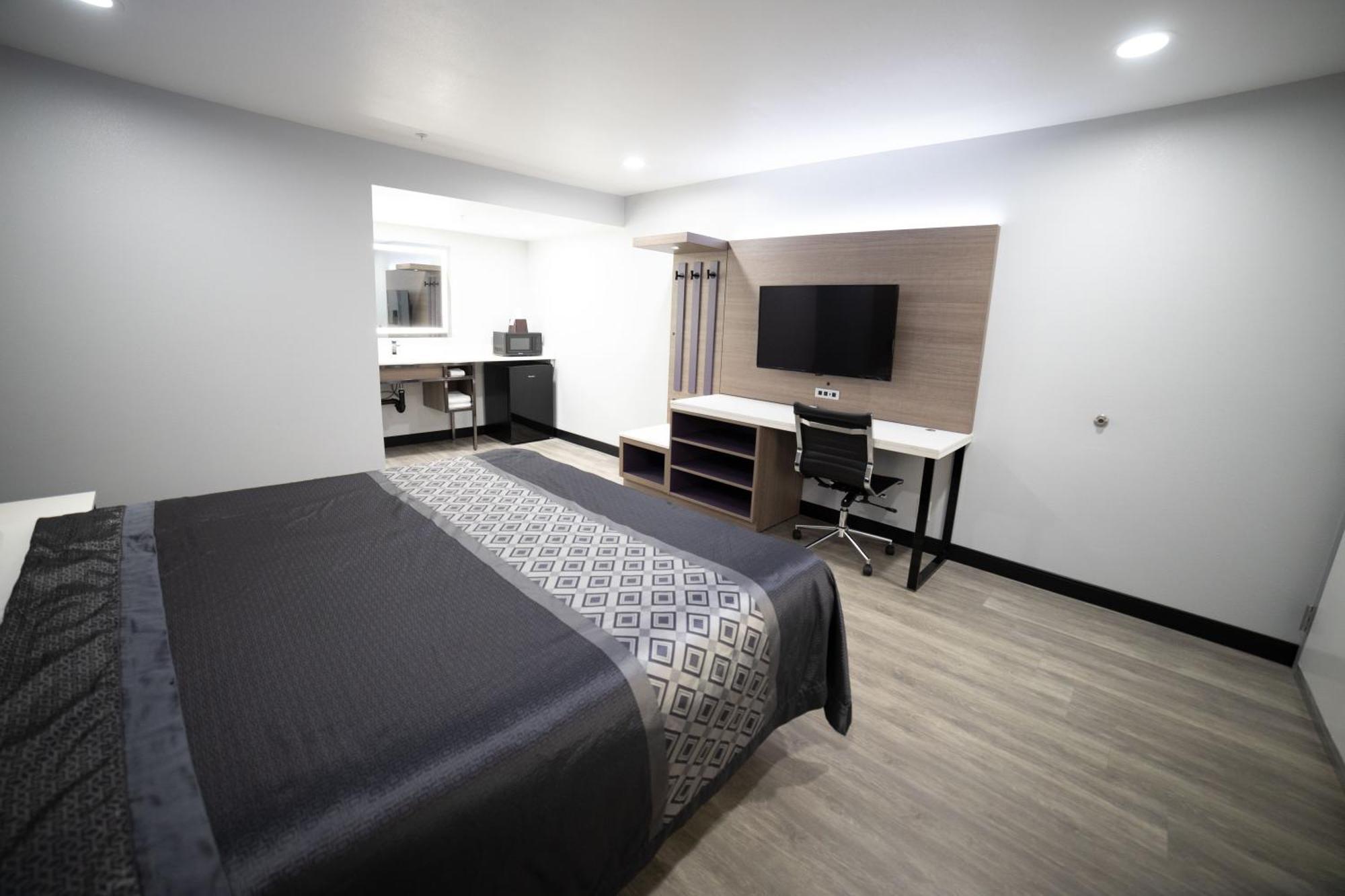 Express Inn & Suites Ontario Airport Eksteriør billede