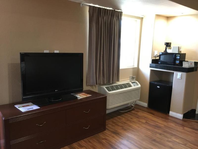 Express Inn & Suites Ontario Airport Eksteriør billede