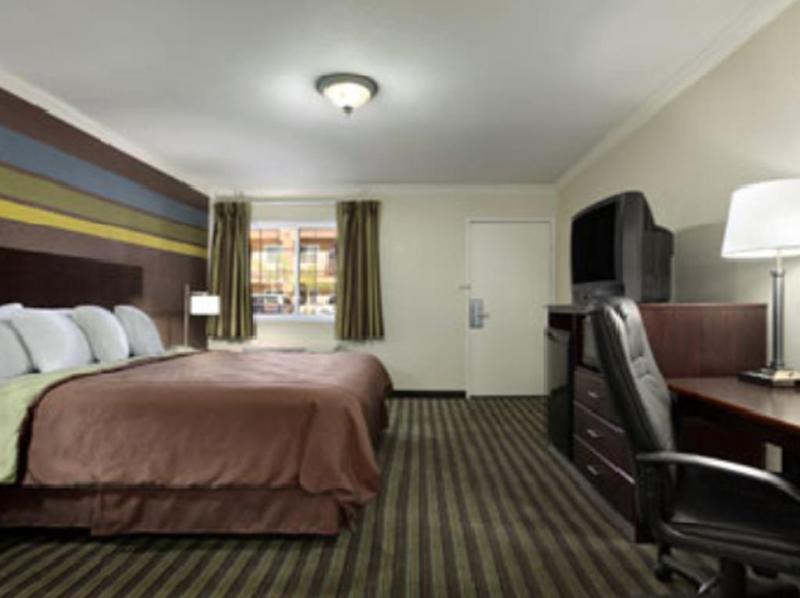 Express Inn & Suites Ontario Airport Eksteriør billede